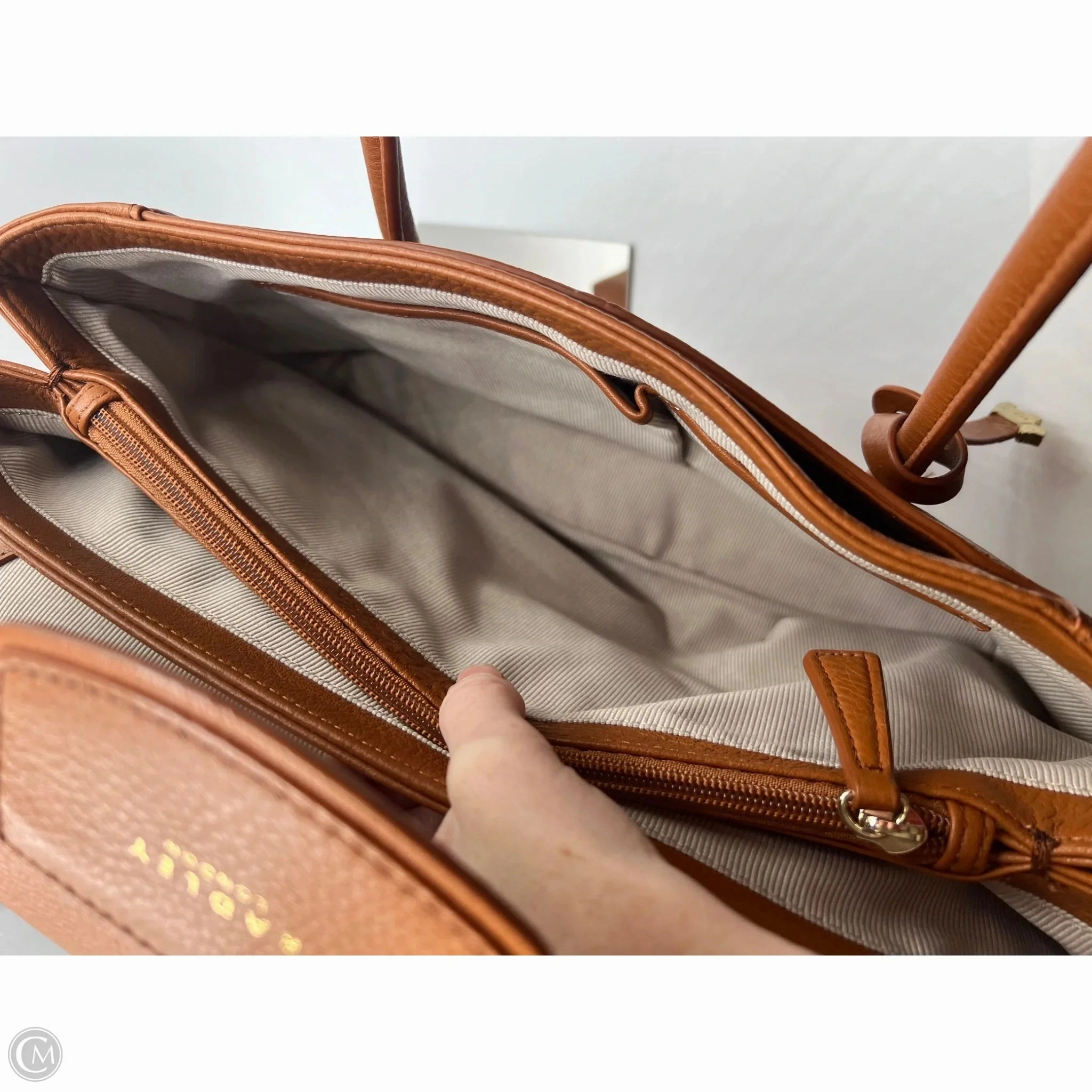 Handbag Leather By Radley London, Size: Large