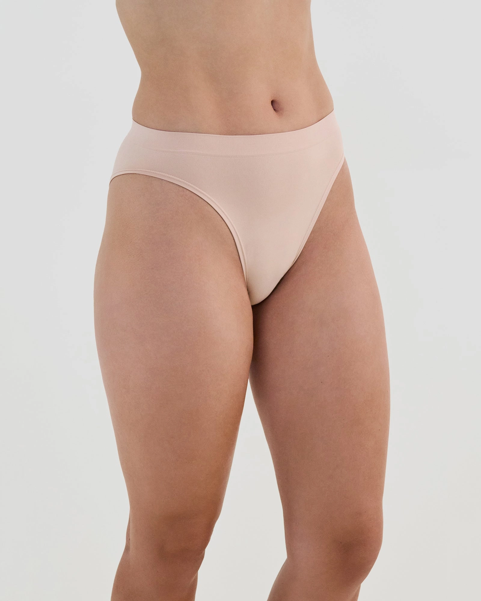 Seamless Soft High Cut Brief