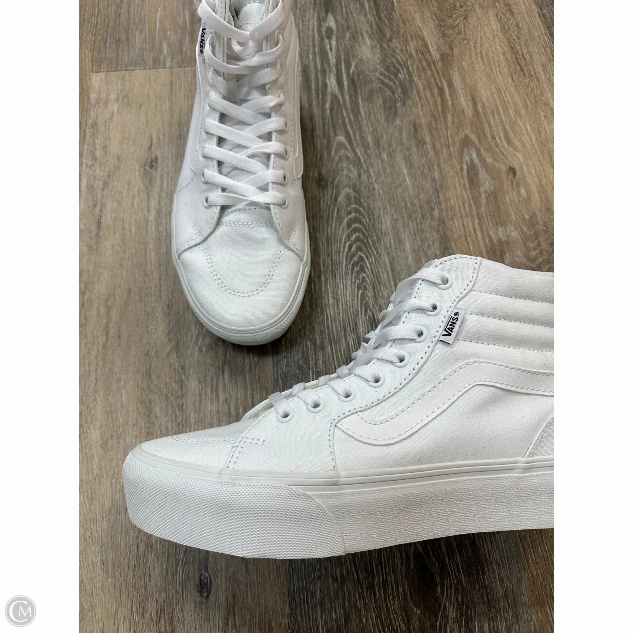 Shoes Sneakers By Vans In White, Size: 9.5