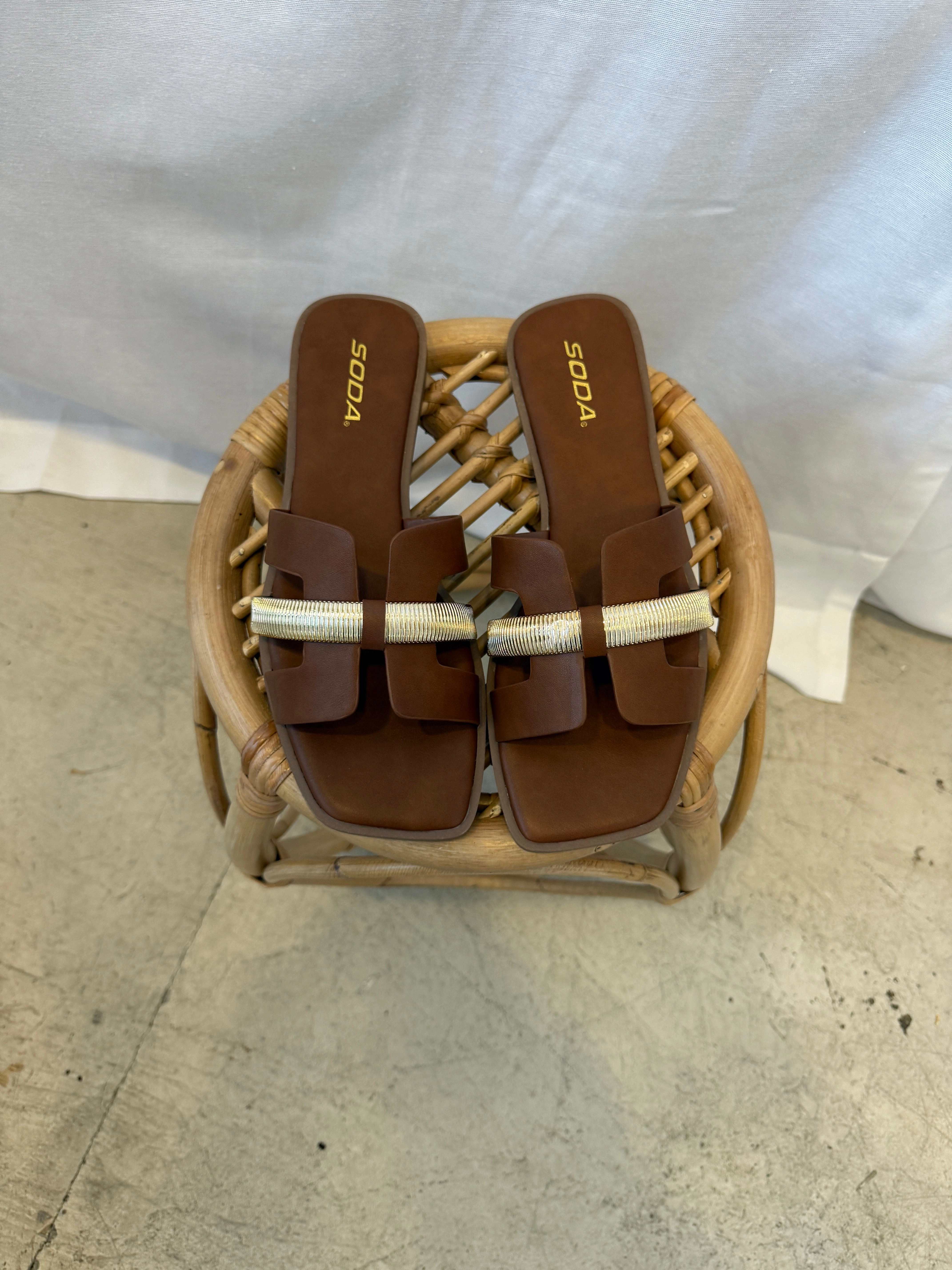 Soda Lefty Brown Sandal
