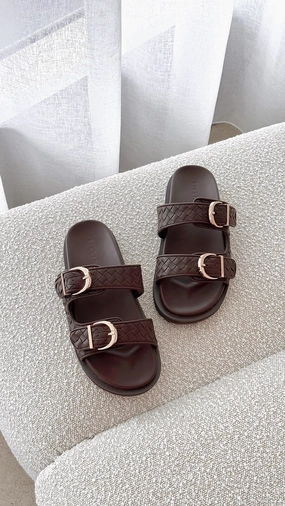 Talon Slides - Chocolate
